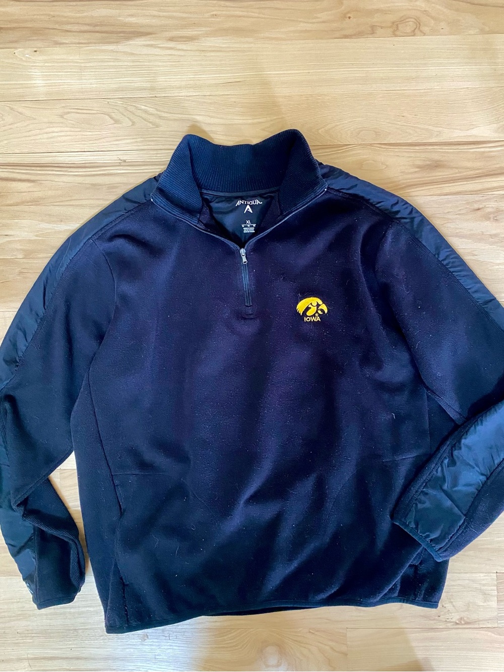 Iowa Hawkeyes Sweatshirt Black Quarter-Zip Antigua Men’s Pullover XL